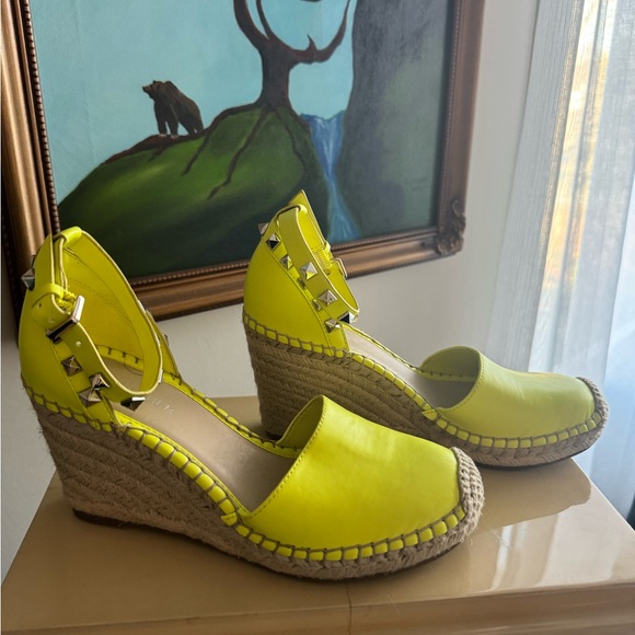 Marc Fisher Studded Neon Wedge Espadrilles - Picture 3 of 6